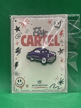 Disney Pixar Cars Doc Hudson Purple Hornet PVC Rubber Hat Pin